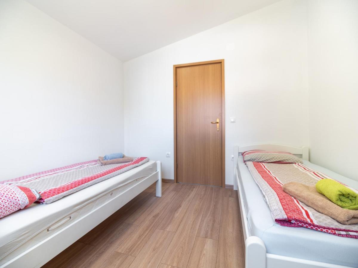 Apartmani Arijana Медулин Екстериор снимка