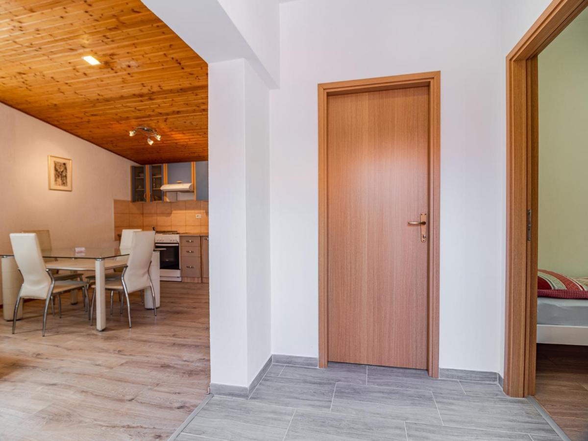 Apartmani Arijana Медулин Екстериор снимка