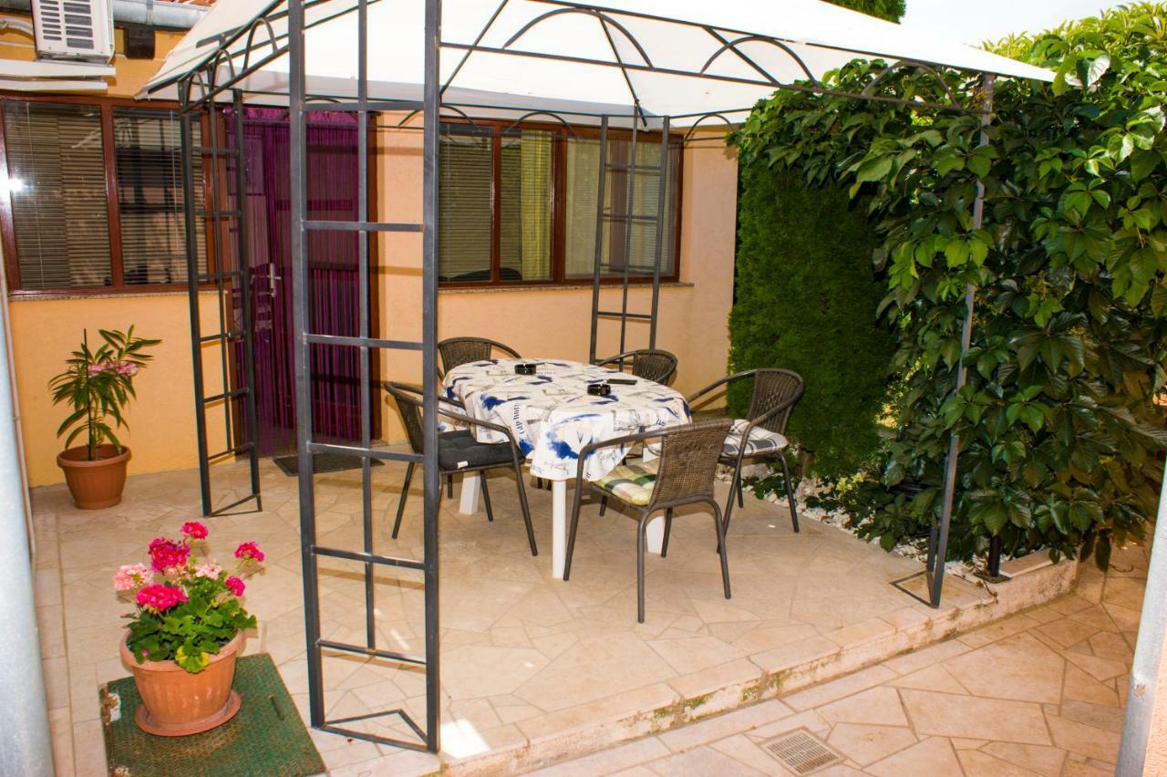 Apartmani Arijana Медулин Екстериор снимка